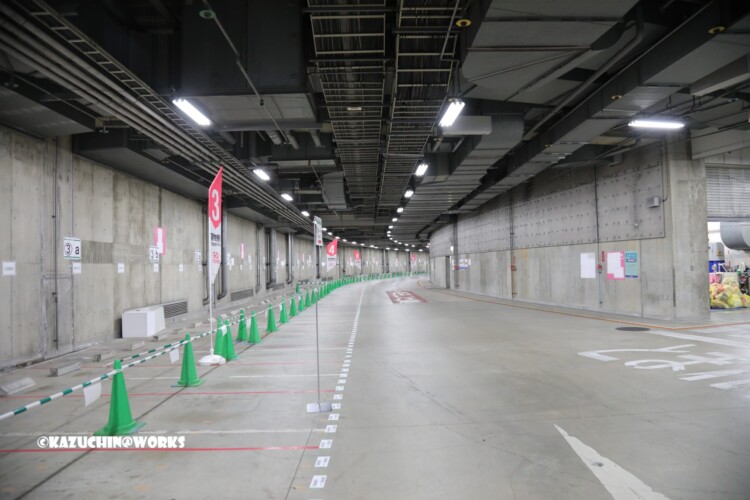 2019/03/09 バックヤード通路 2019/03/09 バックヤード通路