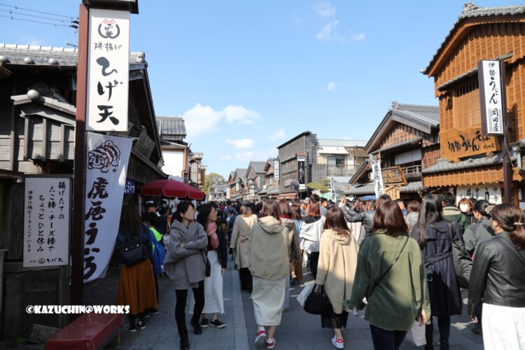 2019/03/31 伊勢神宮 おかげ横丁の人混み 01 2019/03/31 伊勢神宮 おかげ横丁の人混み 01