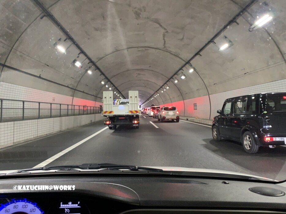 2019/05/04 新東名 渋滞の真っ只中 10:57 2019/05/04 新東名 渋滞の真っ只中 10:57