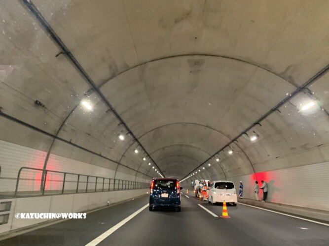 2019/05/04 新東名 渋滞の真っ只中 12:04 事故(自走不可) 2019/05/04 新東名 渋滞の真っ只中 12:04 事故(自走不可)