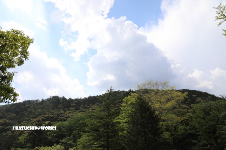 2019/05/04 愛知県民の森 駐車場から北西方面の山 01 2019/05/04 愛知県民の森 駐車場から北西方面の山 01